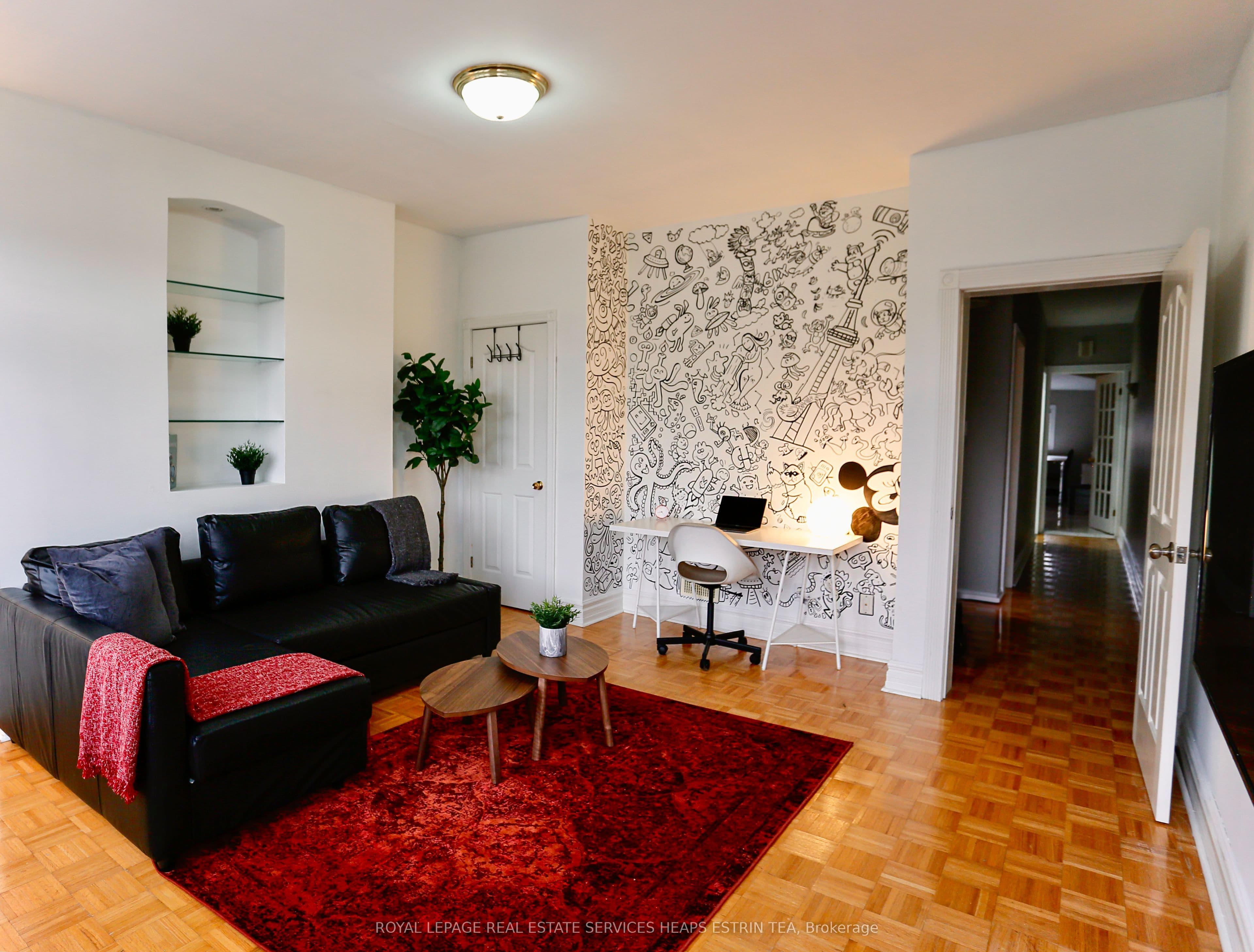 12 Foxley Street N 2nd/3rd, Toronto, ON M6J 1R1