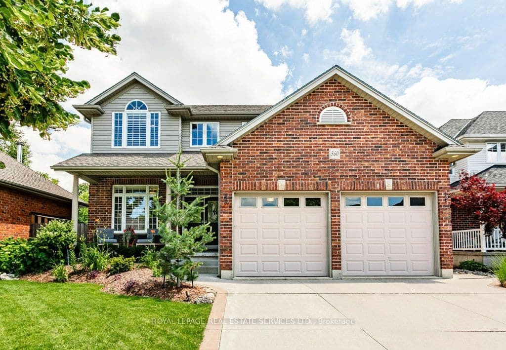 560 Lakeview Drive, Woodstock, ON N4T 1W1