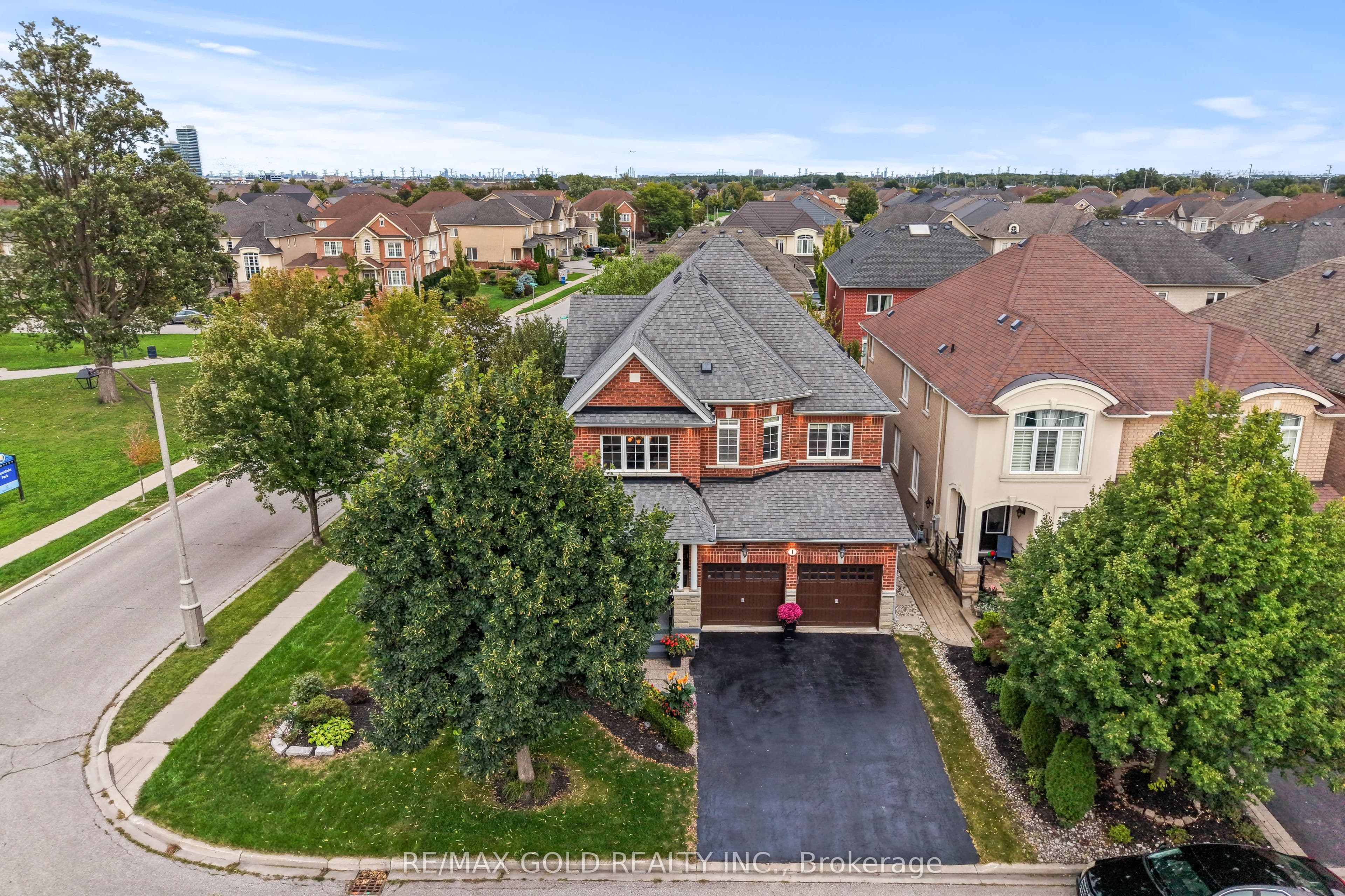 1 Daylilly Terrace, Brampton, ON L6P 3B4