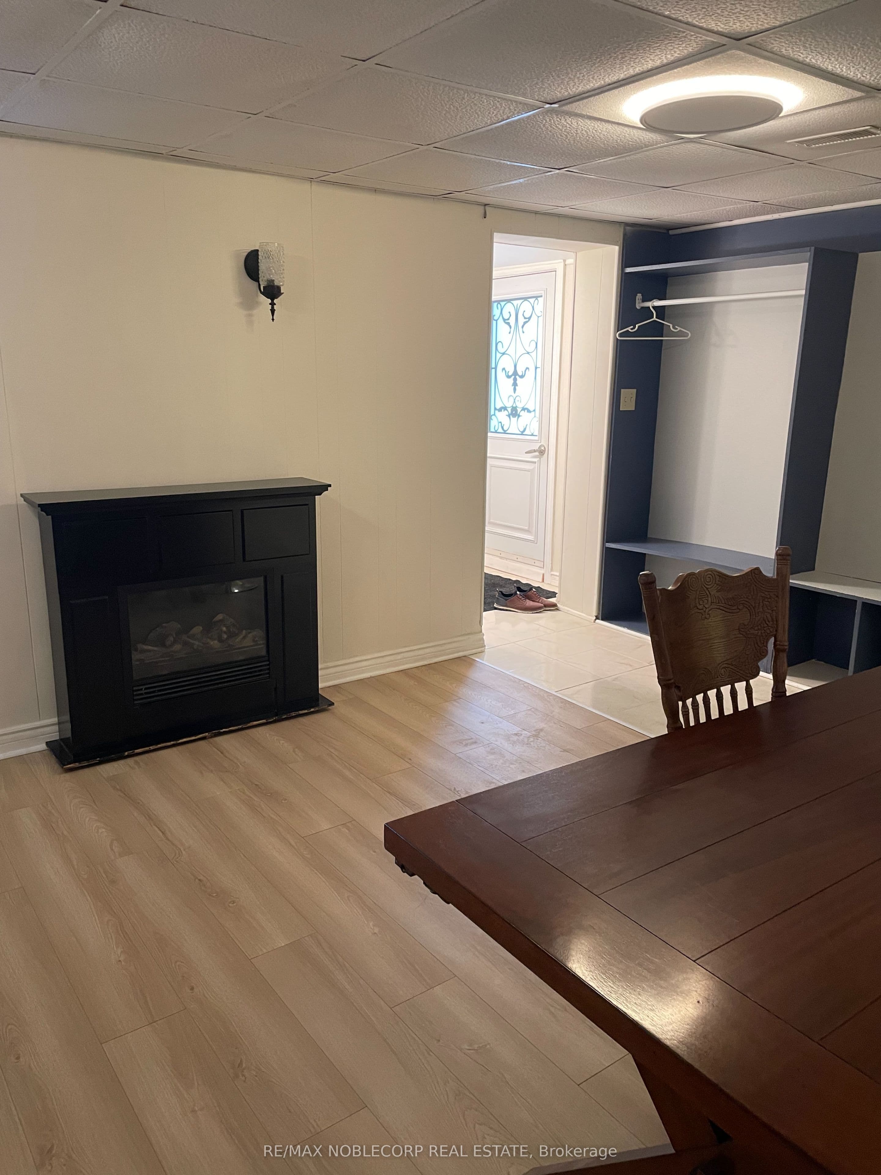 166 Collings Avenue, Bradford West Gwillimbury, ON L3Z 1W1