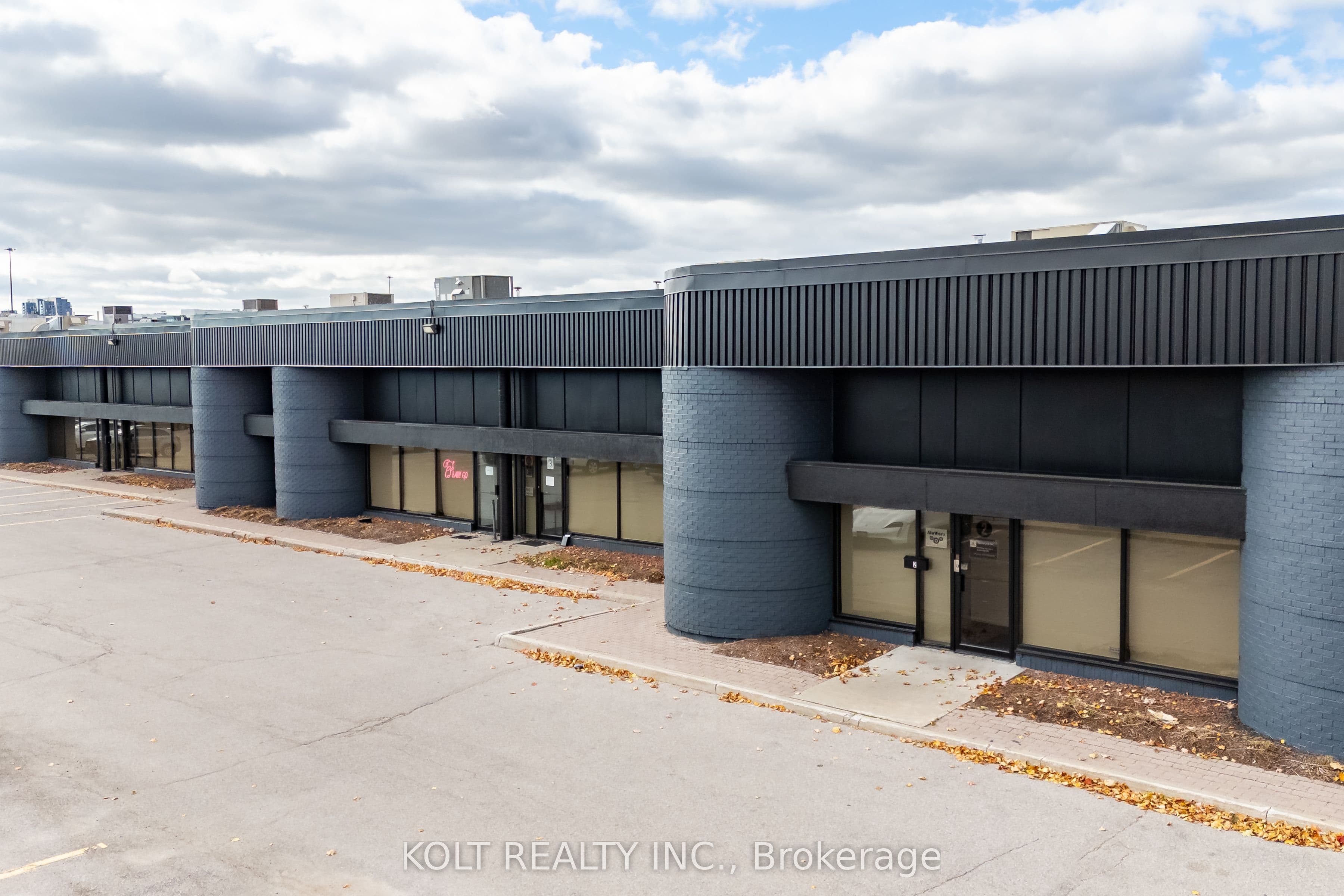 445 Milner Avenue 3, Toronto, ON M1B 2K4