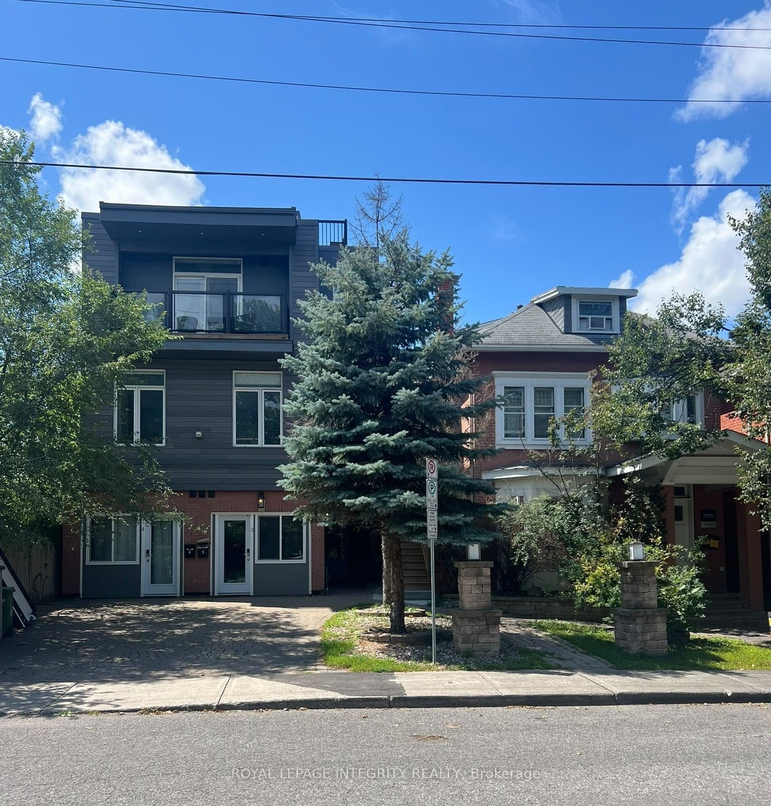 240 Blackburn Avenue, Lower Town - Sandy Hill, ON K1N 8A8