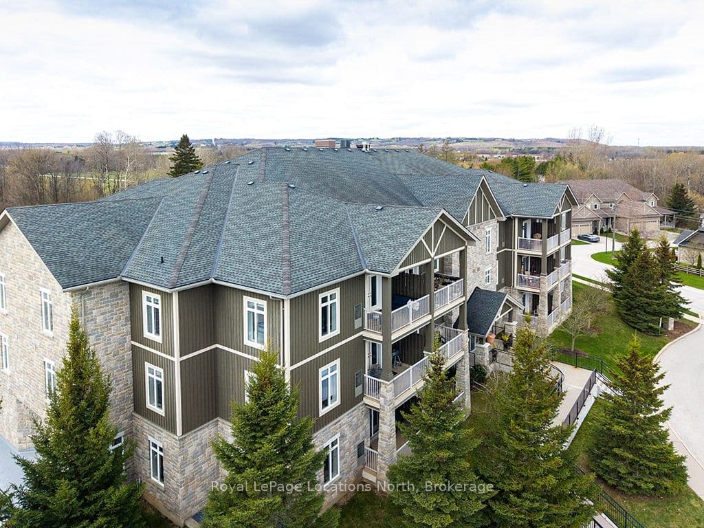 25 Beaver Street S 304, Blue Mountains, ON N0H 2P0