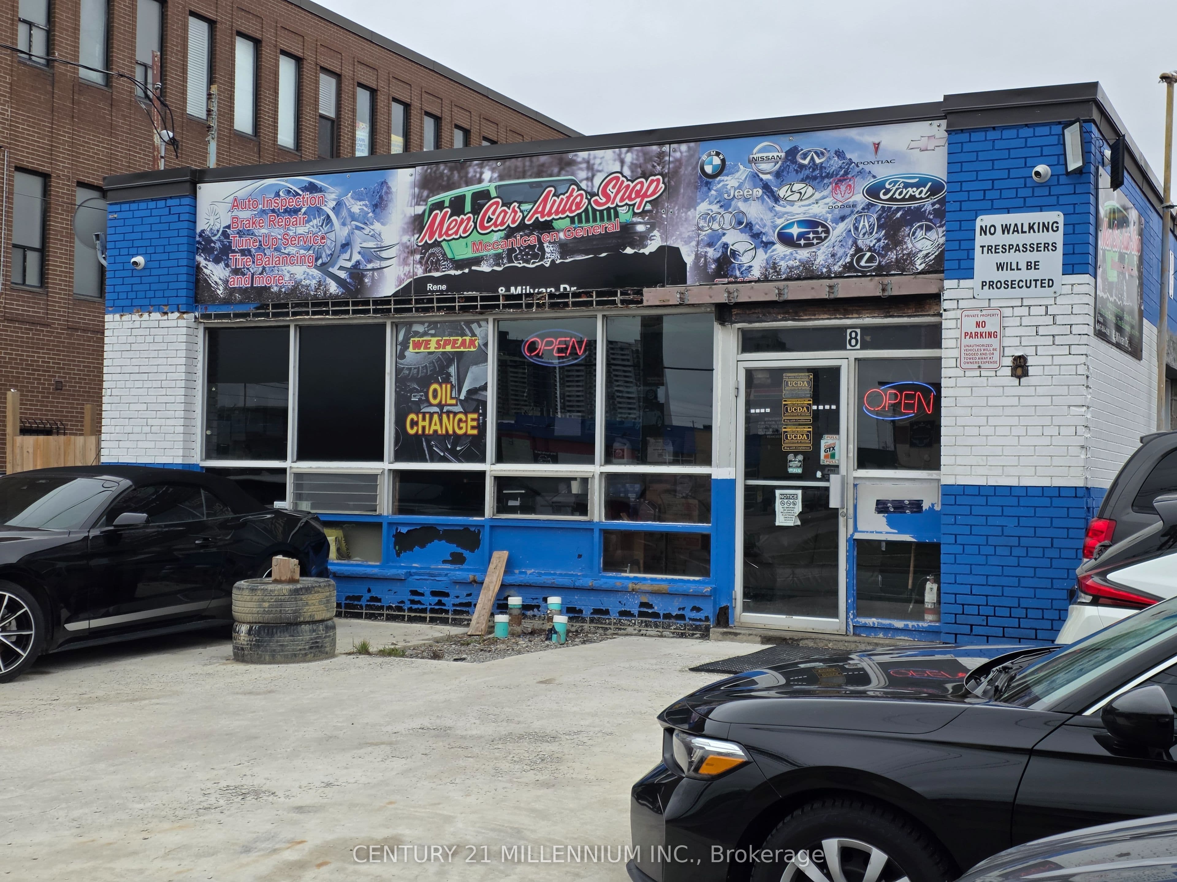 8 Milvan Drive, Toronto, ON M9L 1Z2