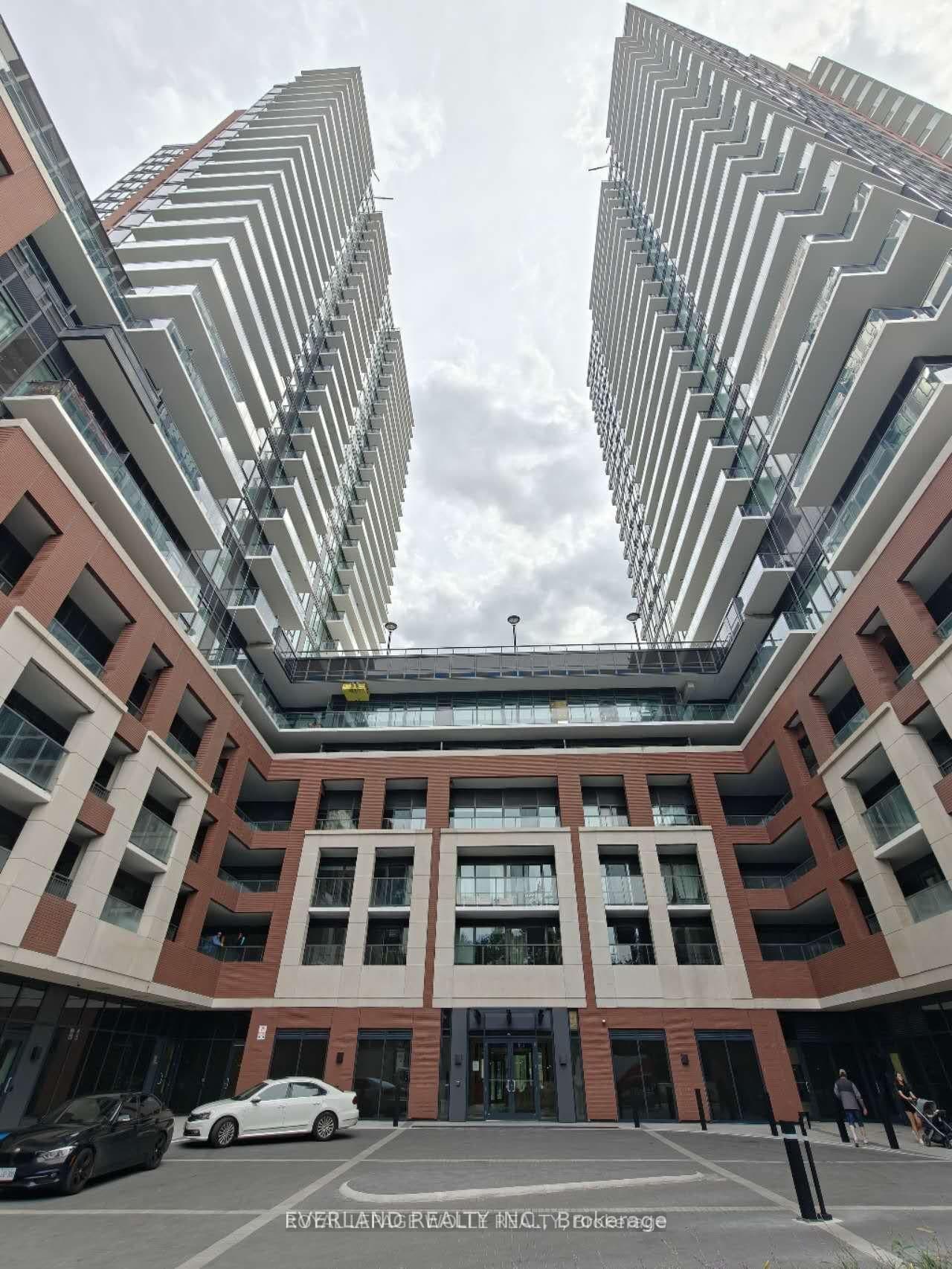 4010 EGLINTON Avenue W 2205, Toronto, ON M9A 0G5