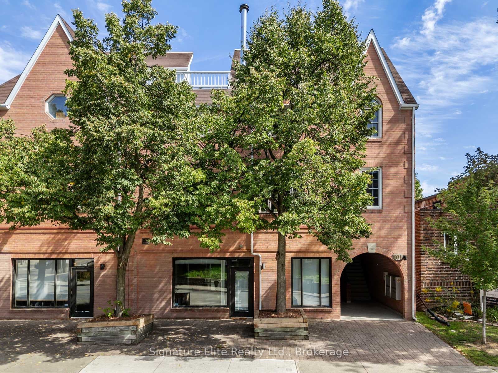 101 Glen Manor Drive 13, Toronto, ON M4E 3V3