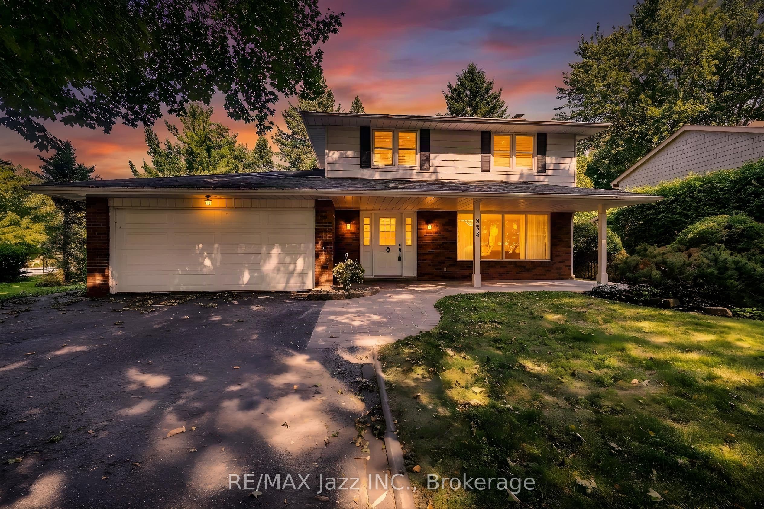 233 Wellington Street, Whitby, ON L1N 5L7