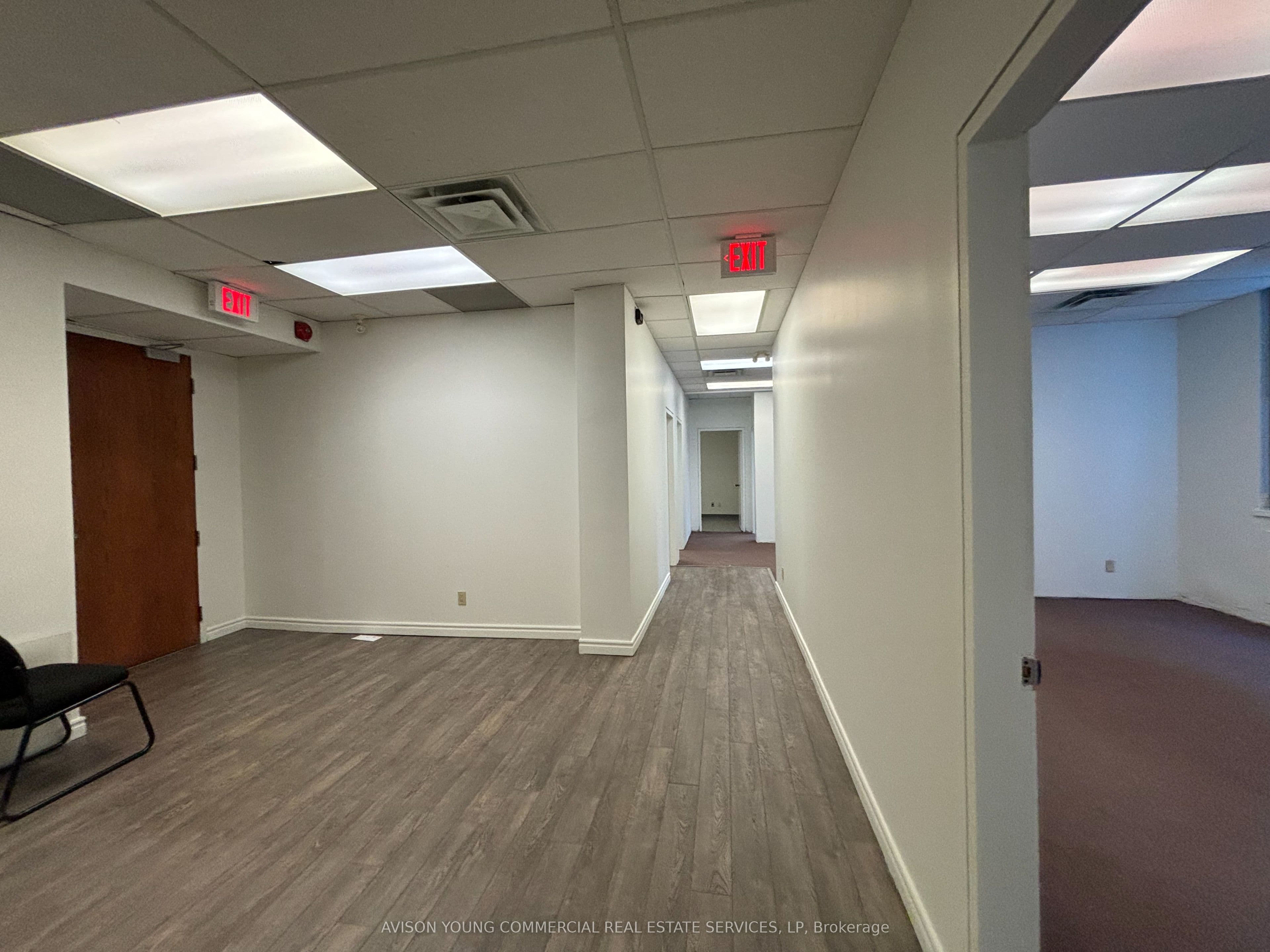 55 Eglinton Avenue E 201, Toronto, ON M4P 1G8