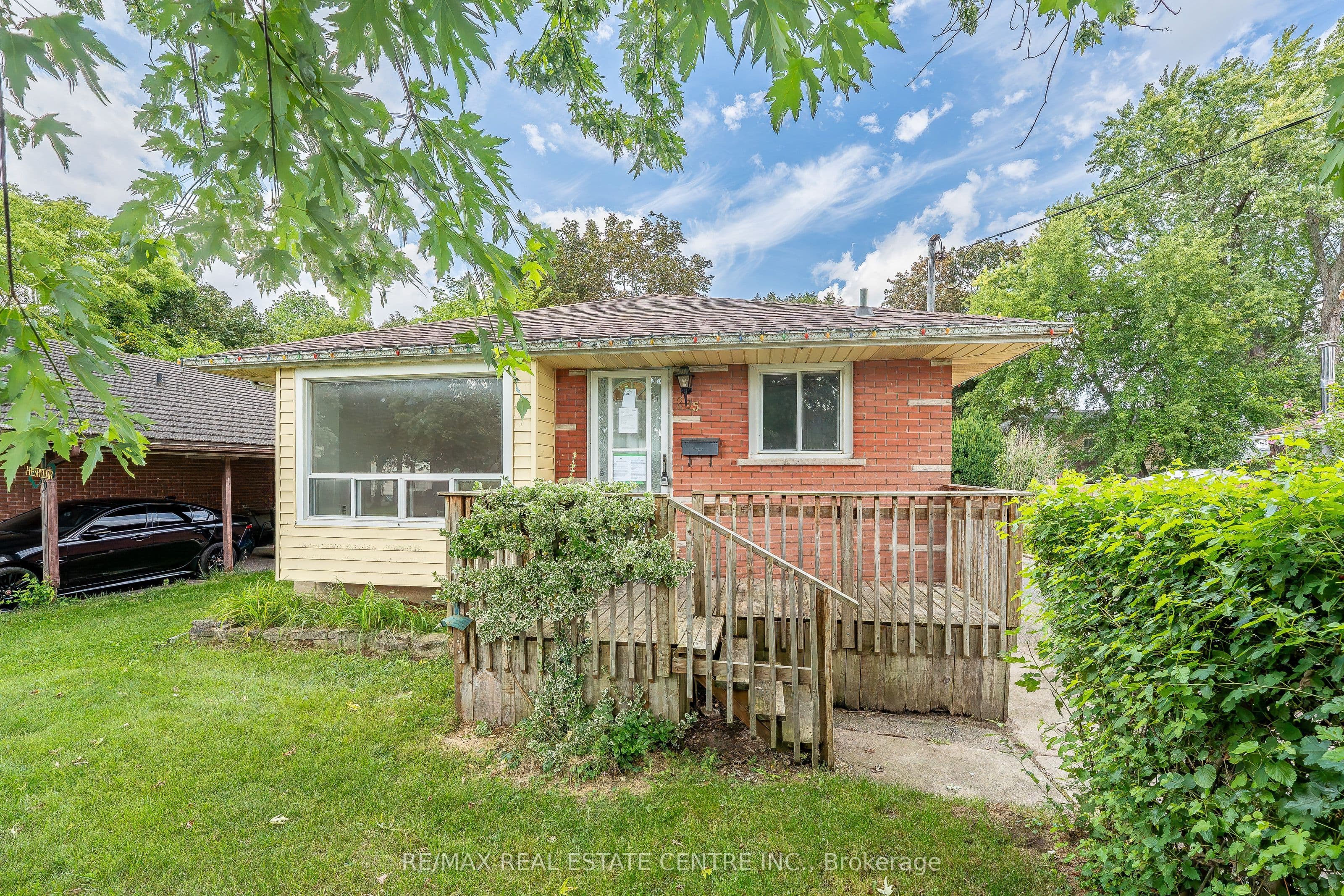 295 Millvue Street, Cambridge, ON N3C 1T6