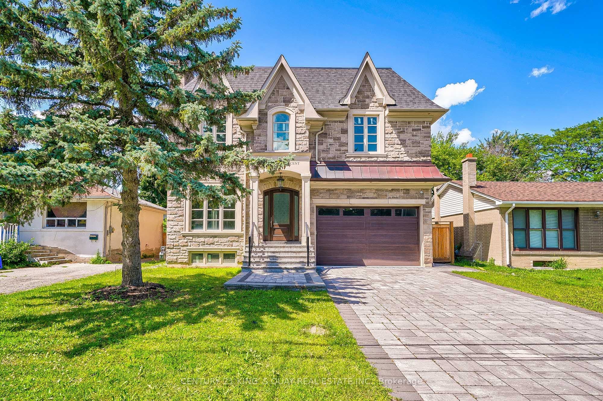 82 Cartier Crescent, Richmond Hill, ON L4C 2N5