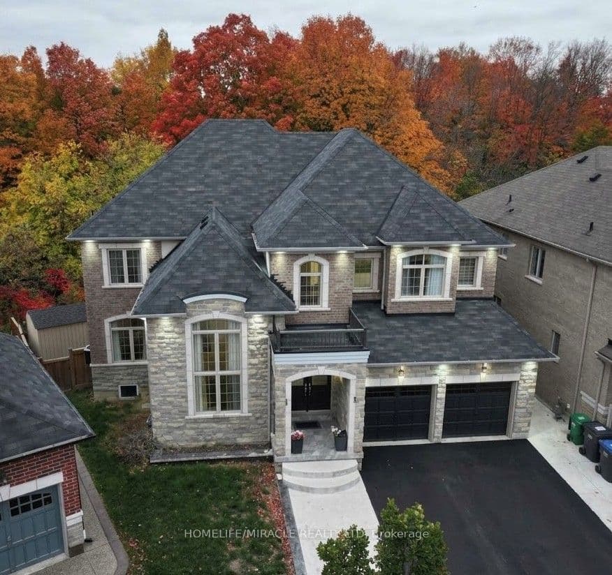 30 Brookwater Crescent, Caledon, ON L7C 4A4