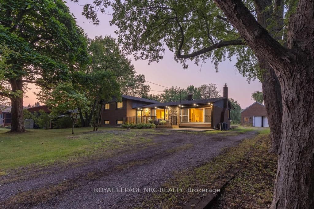 2432 Port Robinson Road, Thorold, ON L3B 5N5