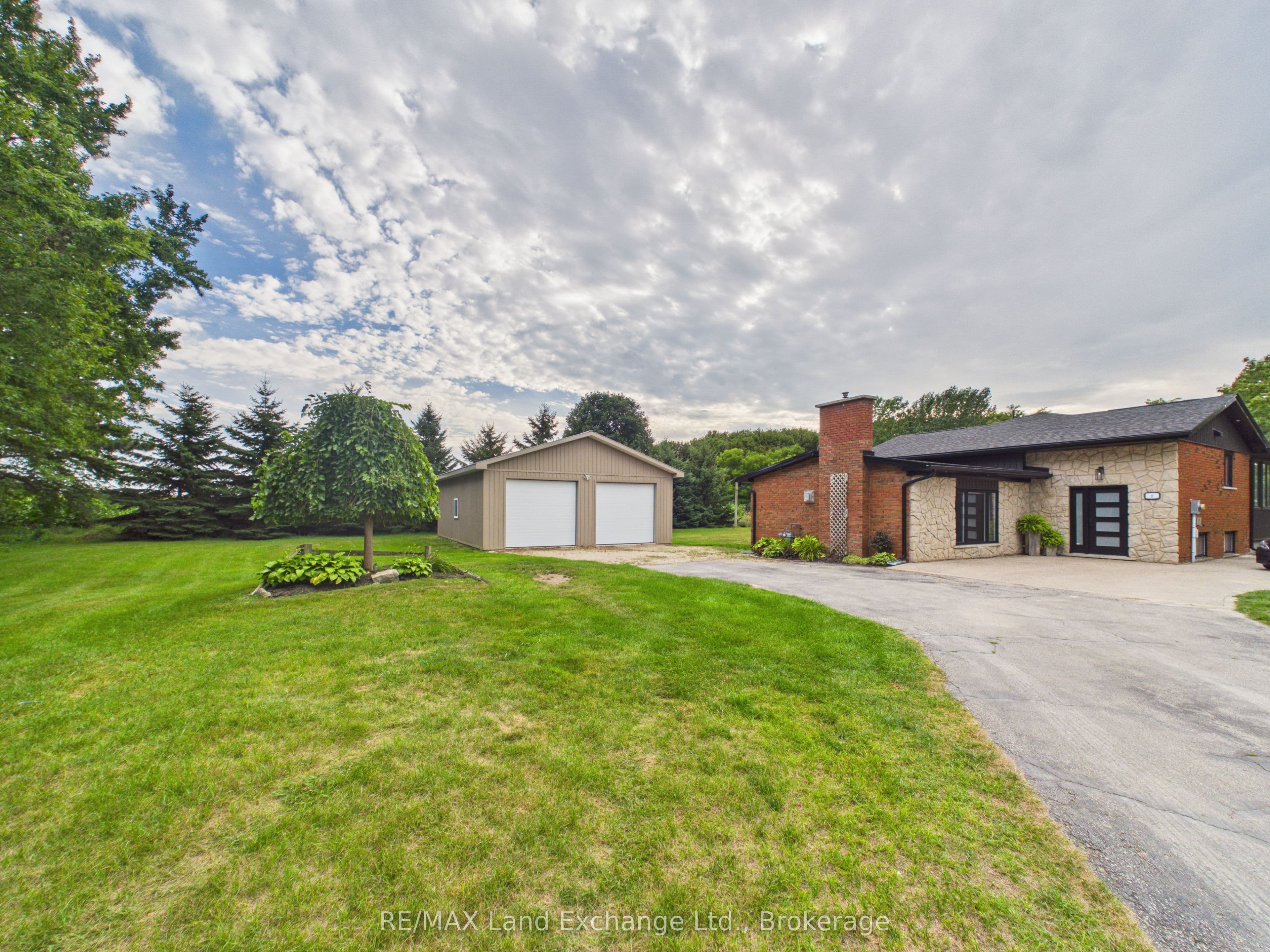 2 Park Street, Huron-Kinloss, ON N0G 2R0
