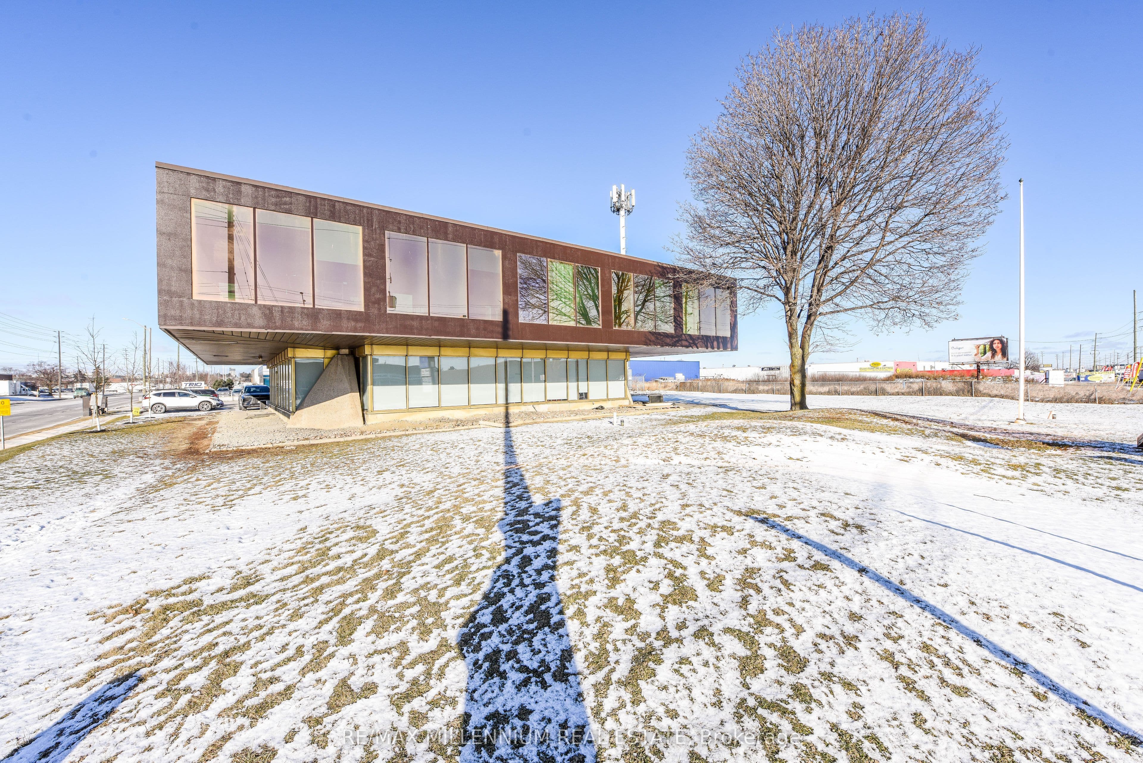 1300 Steeles Avenue 102, Brampton, ON L6T 1A2