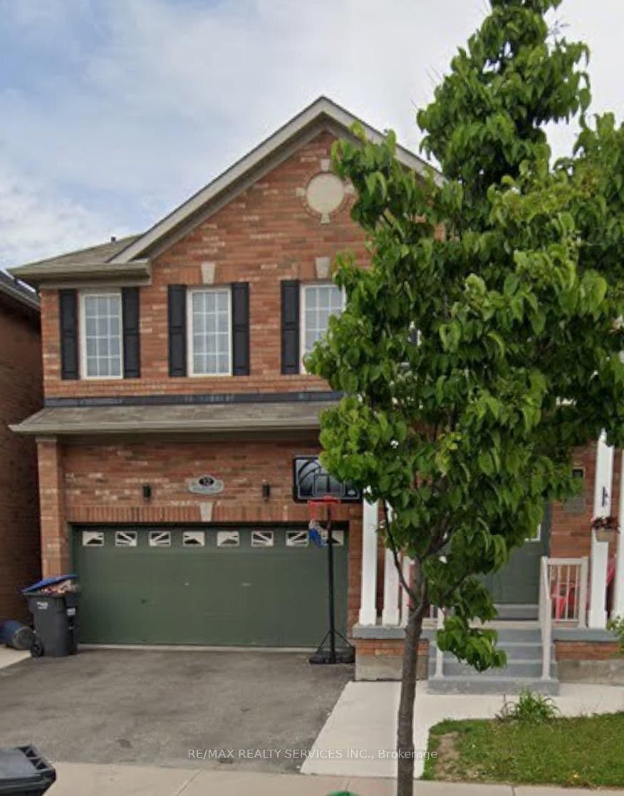 32 Demaris Drive, Brampton, ON L6R 3P9