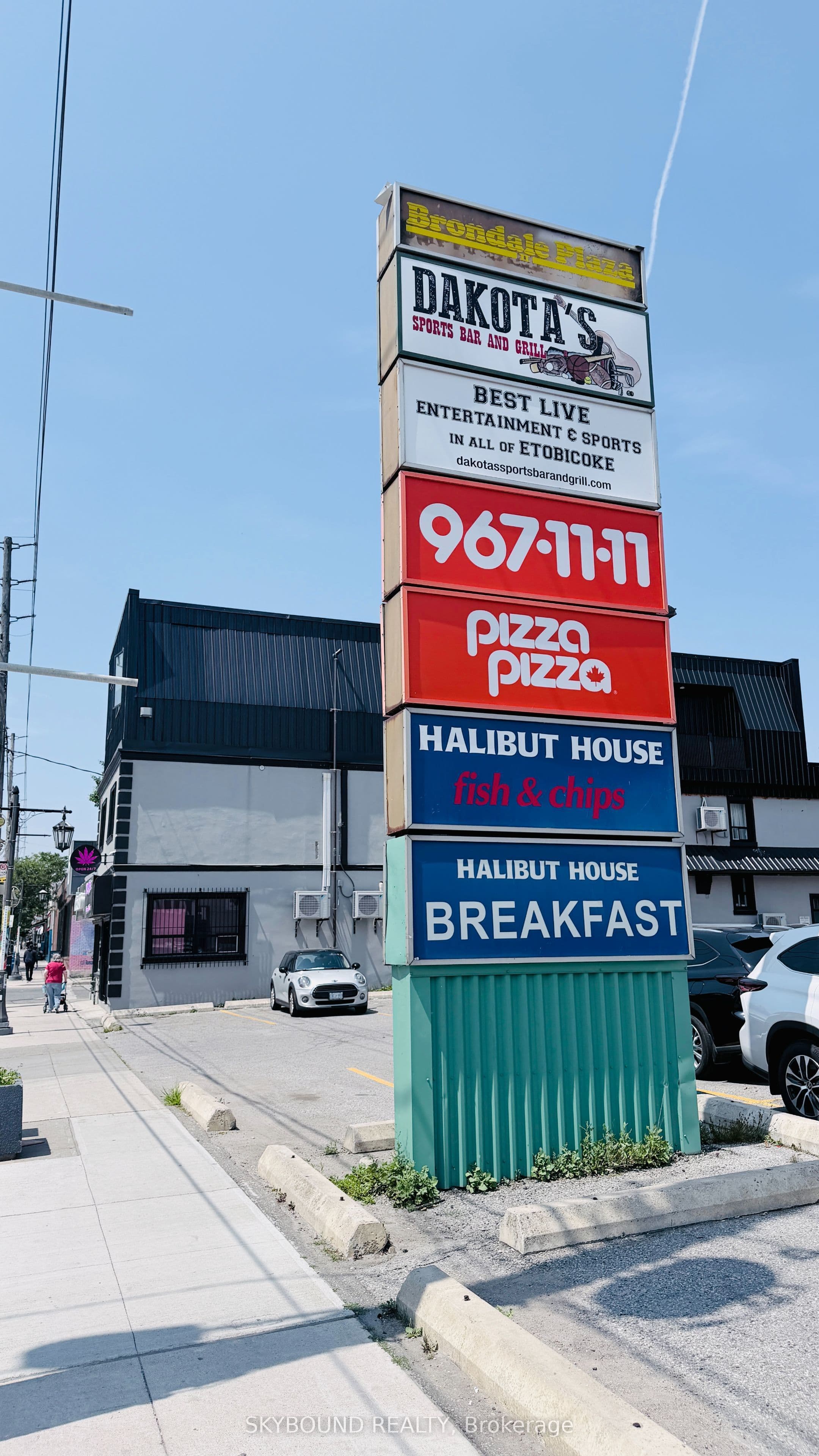 2814 Lakeshore Boulevard W 2, Toronto, ON M8V 1H7
