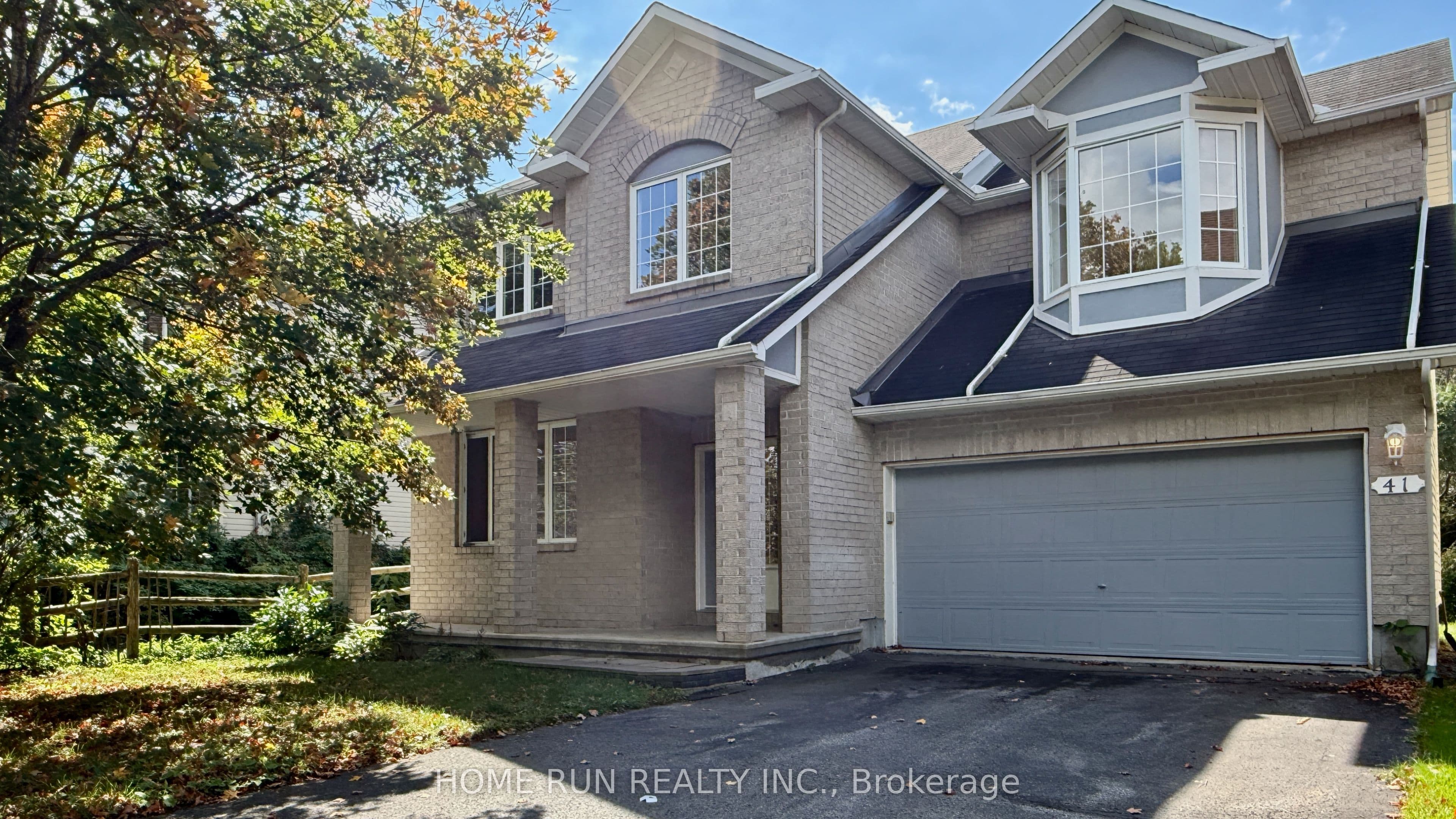 41 BRECHIN Crescent, Kanata, ON K2W 1E4