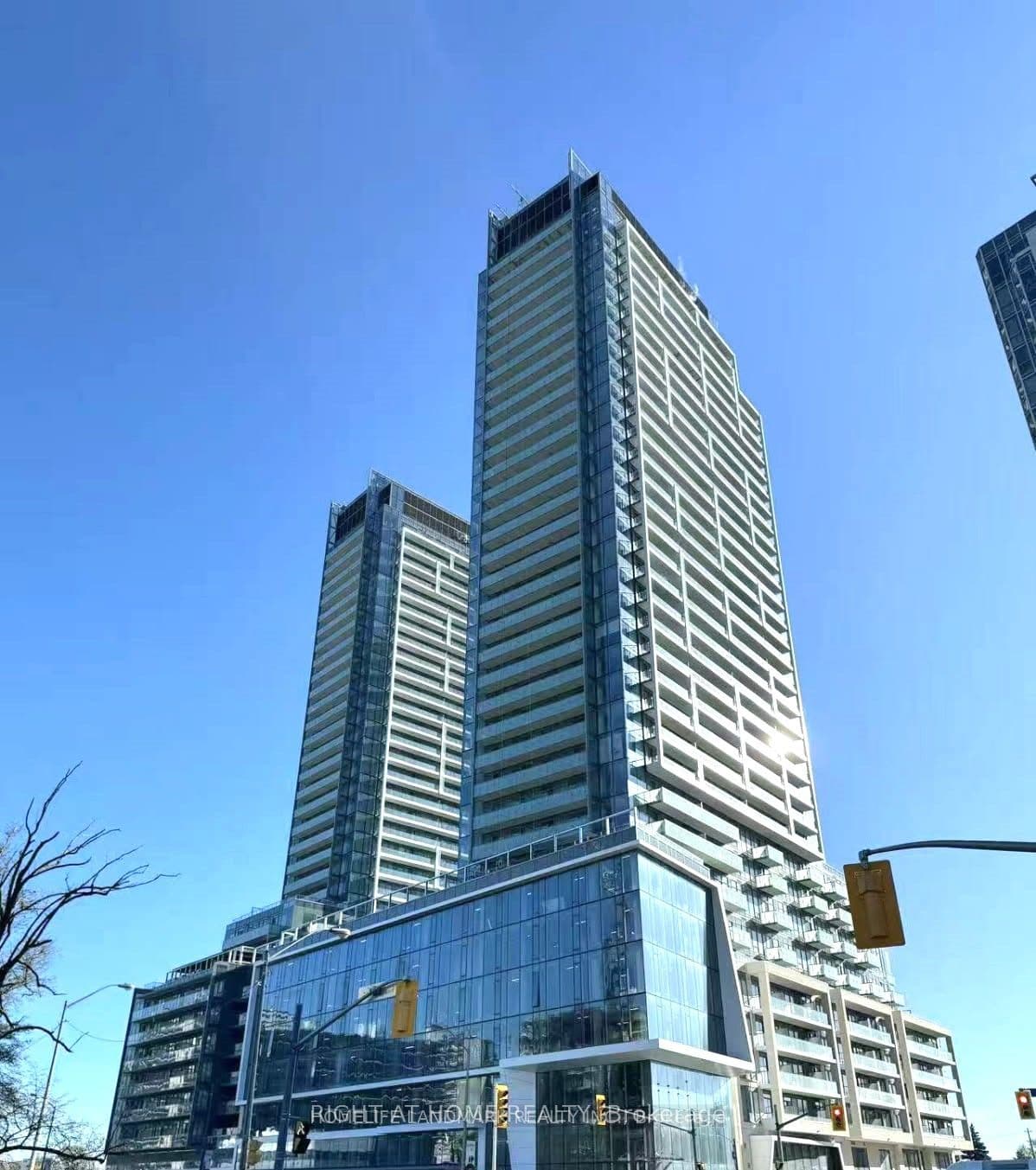8 Olympic Garden Dr. Drive 2304, Toronto, ON M2M 0B9