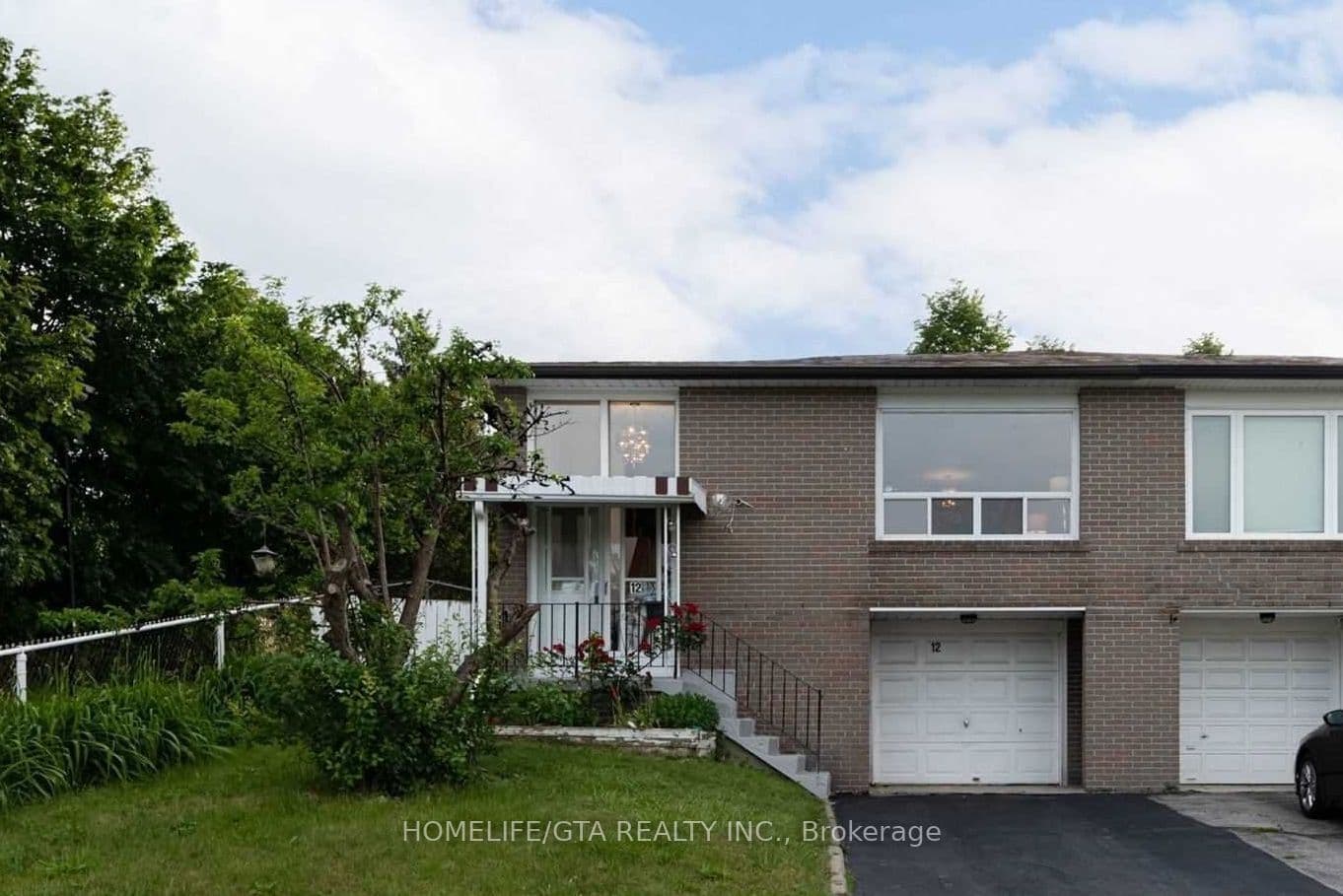 12 Clappison Boulevard Main, Toronto, ON M1C 2G7
