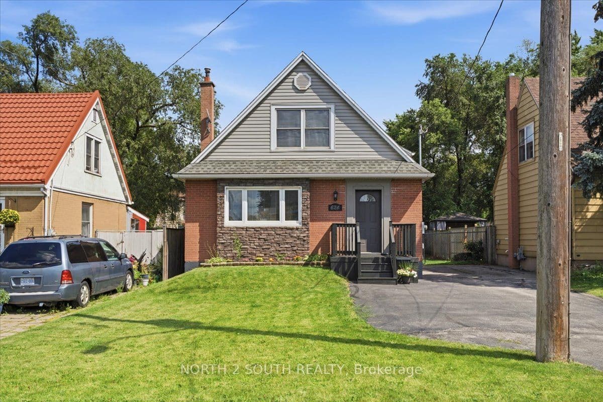 624 Brighton Avenue, Hamilton, ON L8H 6H2