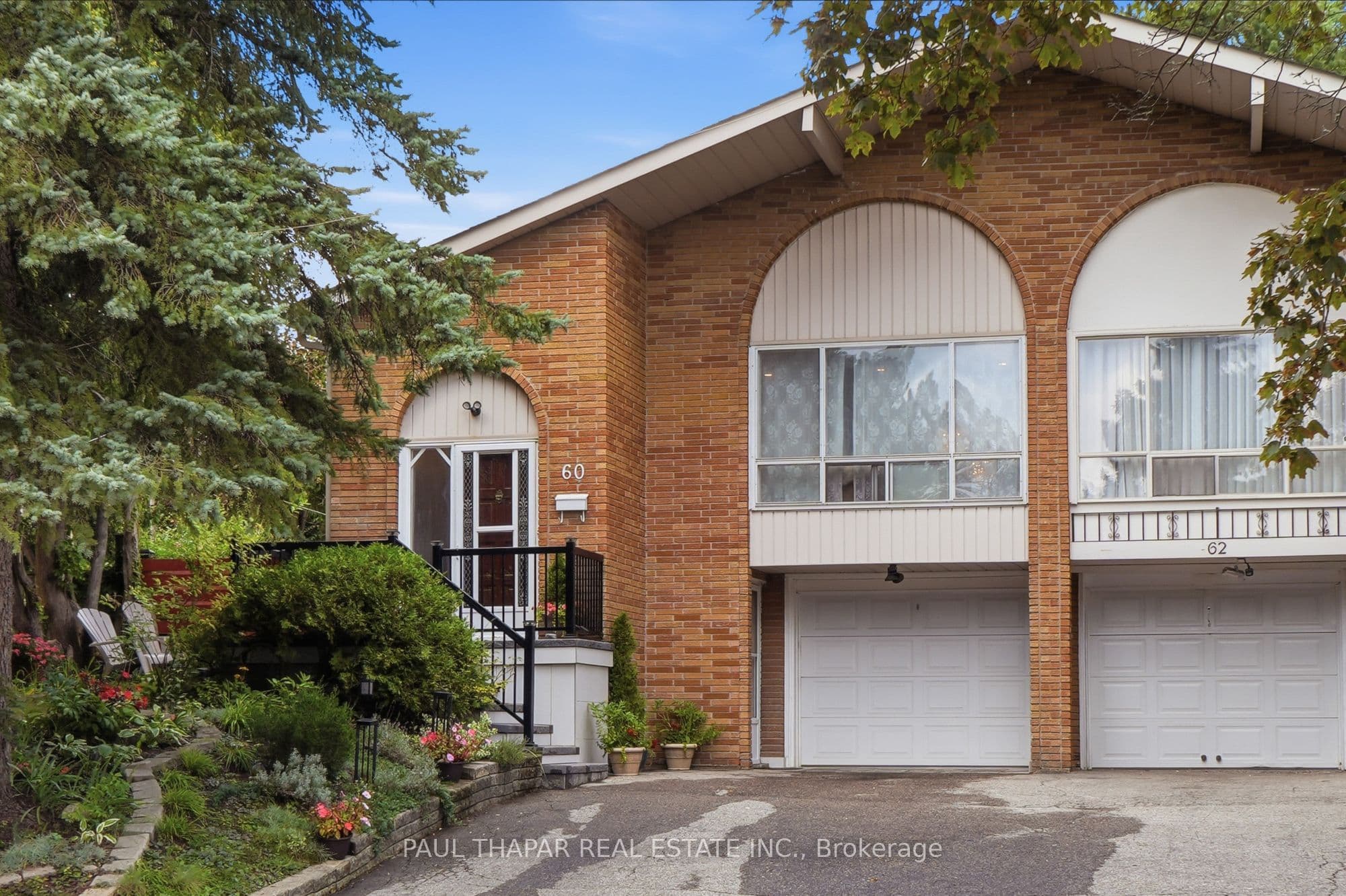 60 Seneca Hill Drive, Toronto, ON M2J 2W5