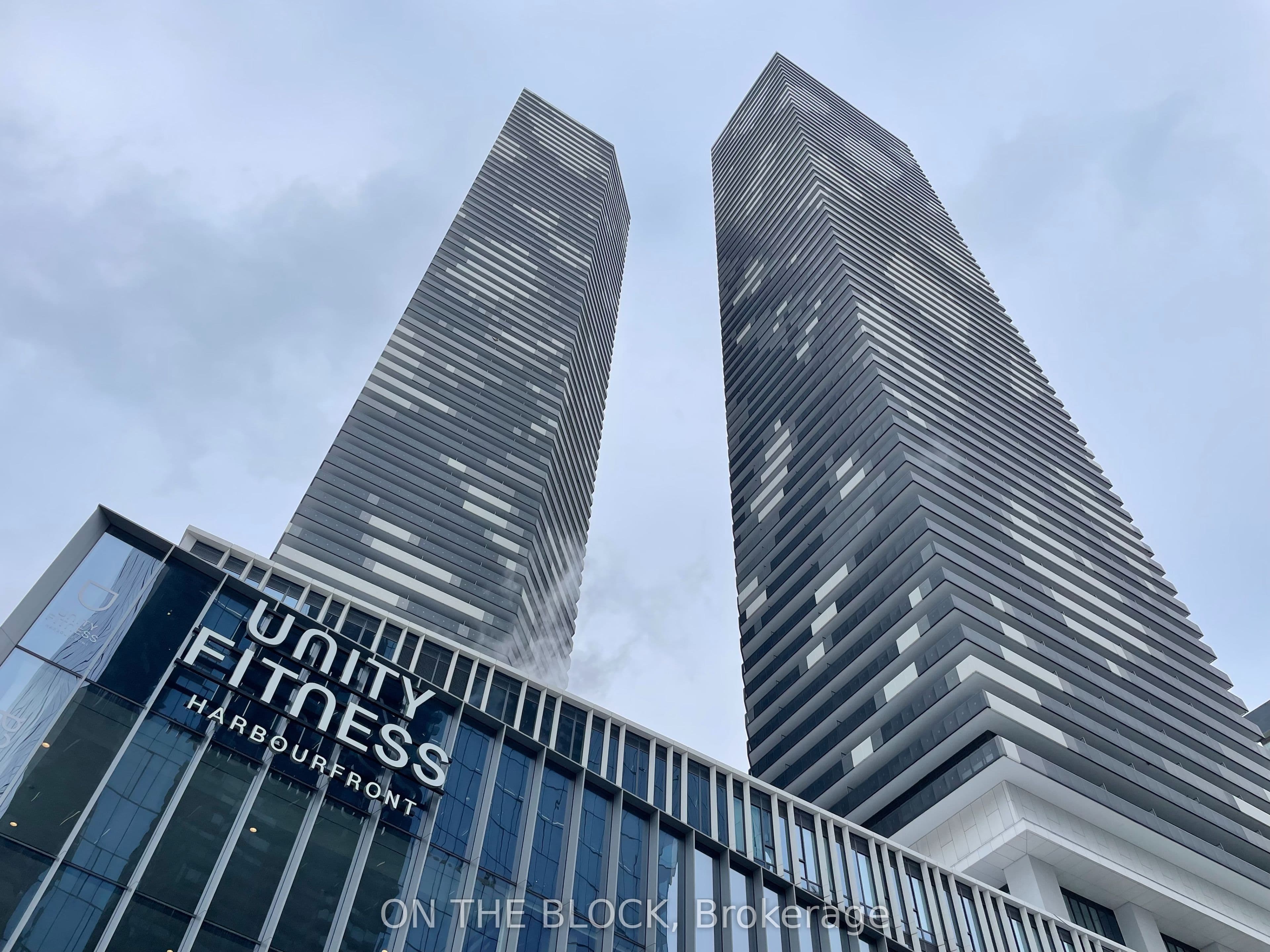 138 Downes Street 1715, Toronto, ON M5E 0E4