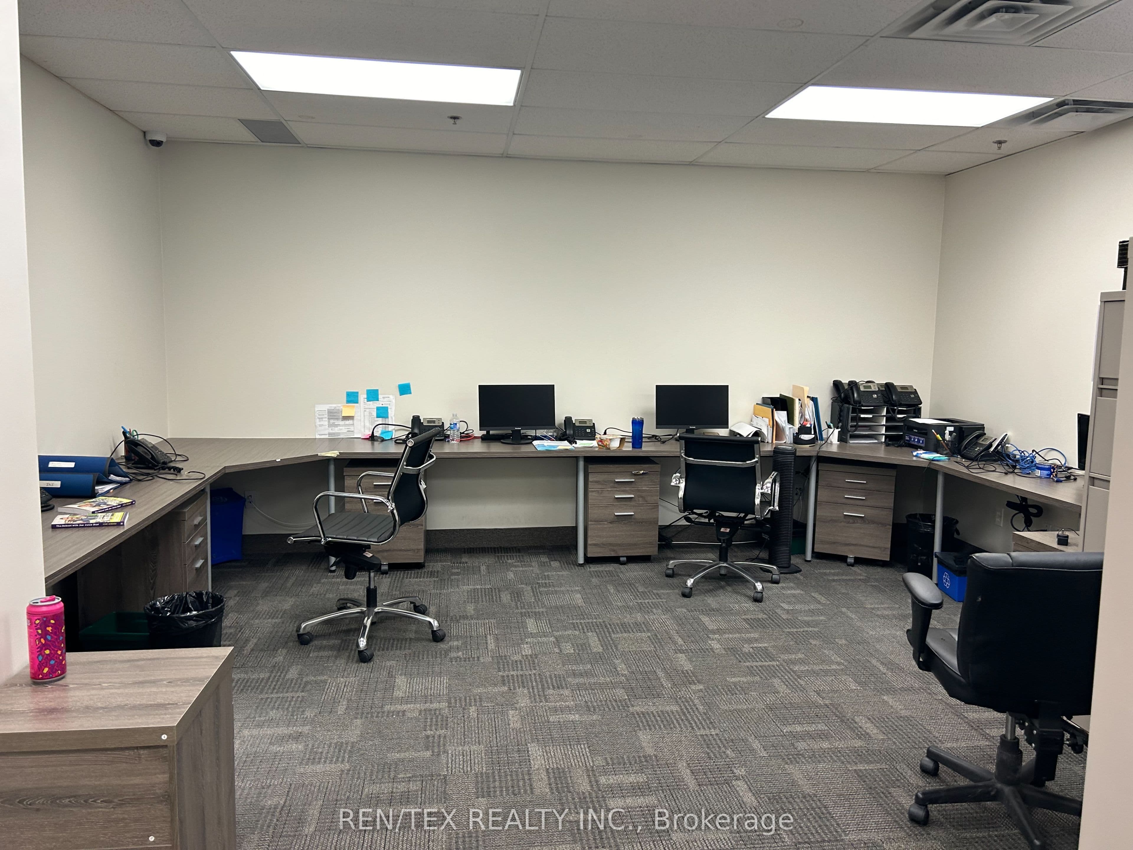 8000 Jane Street 201, Vaughan, ON L4K 5B8