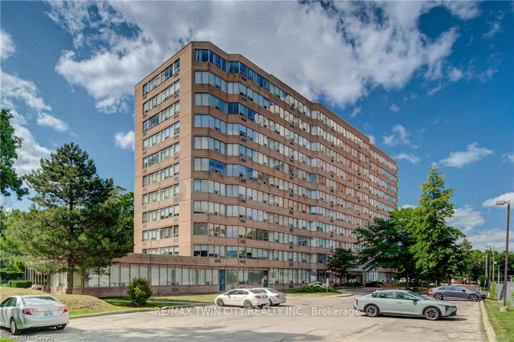 3227 KING Street E 409, Kitchener, ON N2A 3Z9