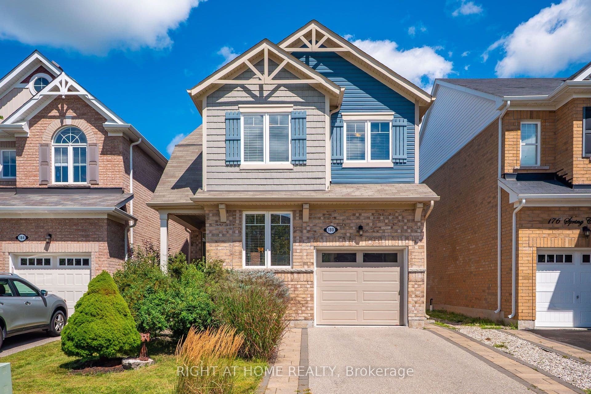 180 Spring Creek Drive, Hamilton, ON L8B 1V3