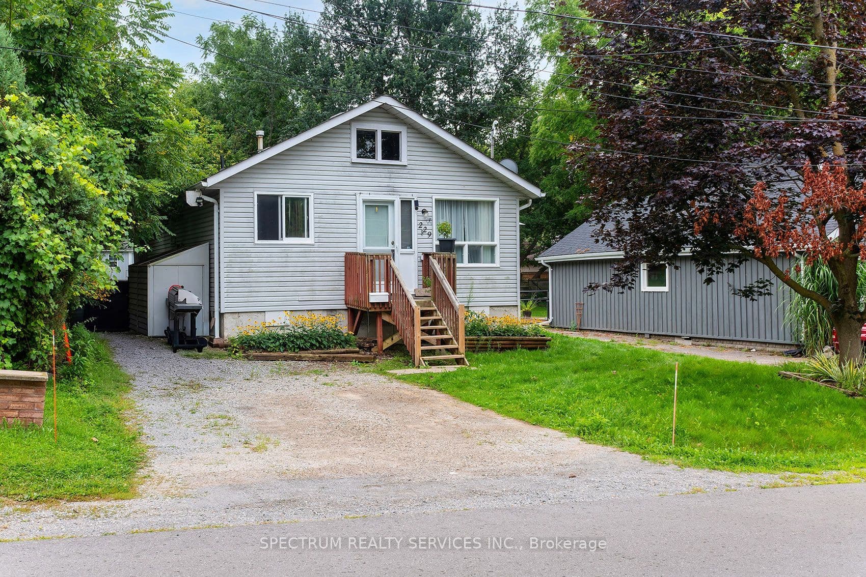 229 Pine Beach Drive, Georgina, ON L4P 2V7