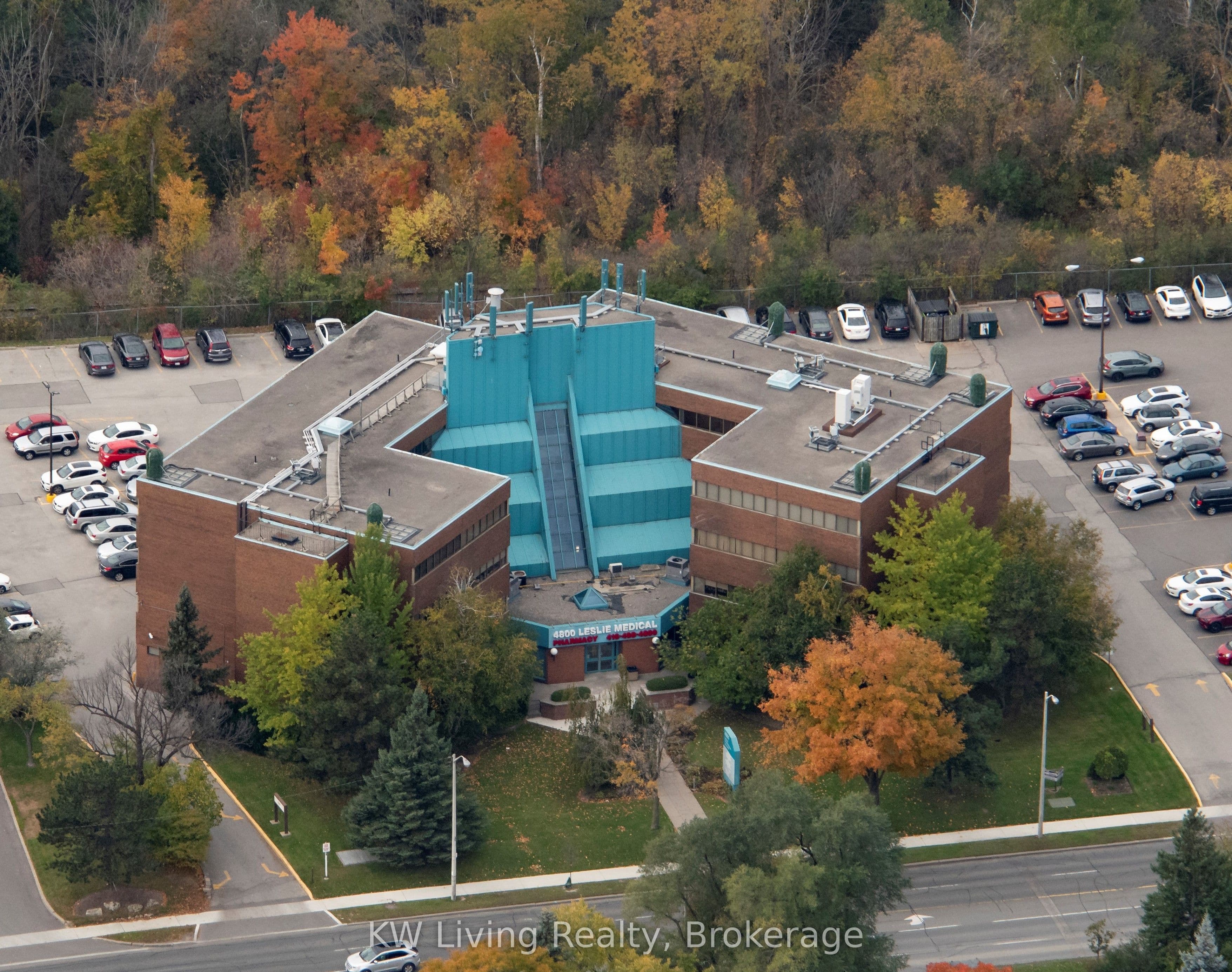 4800 Leslie Street 407, Toronto, ON M2J 2K9