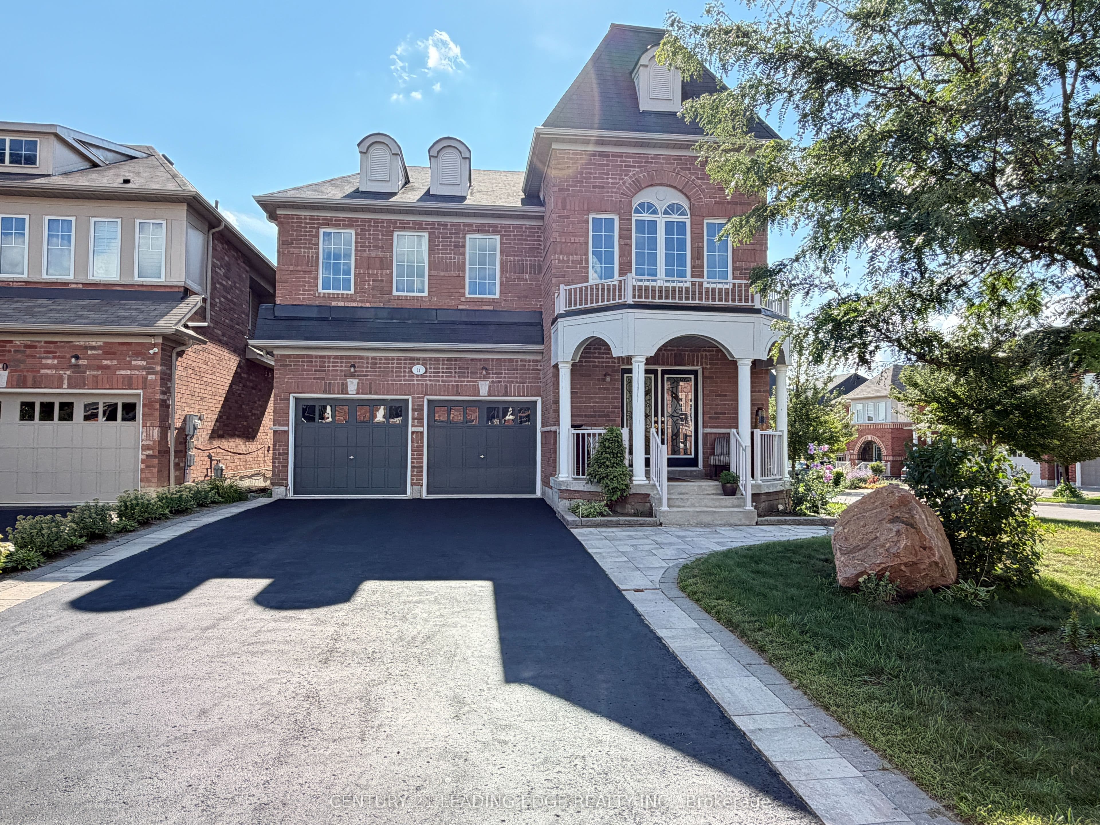 14 Clarinet Lane, Whitchurch-Stouffville, ON L4A 4N1