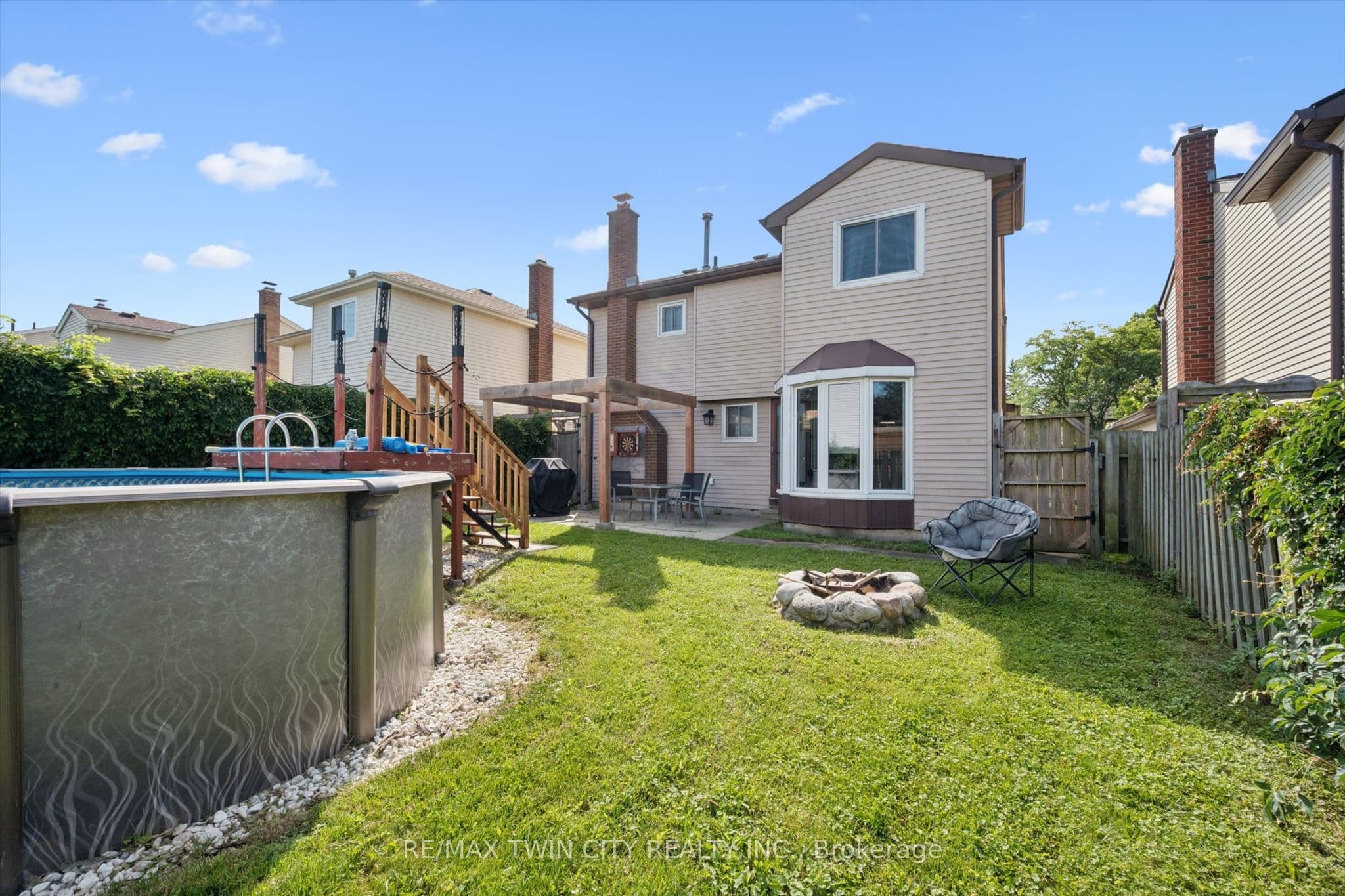 54 Royal Orchard Place, Kitchener, ON N2N 1Z6