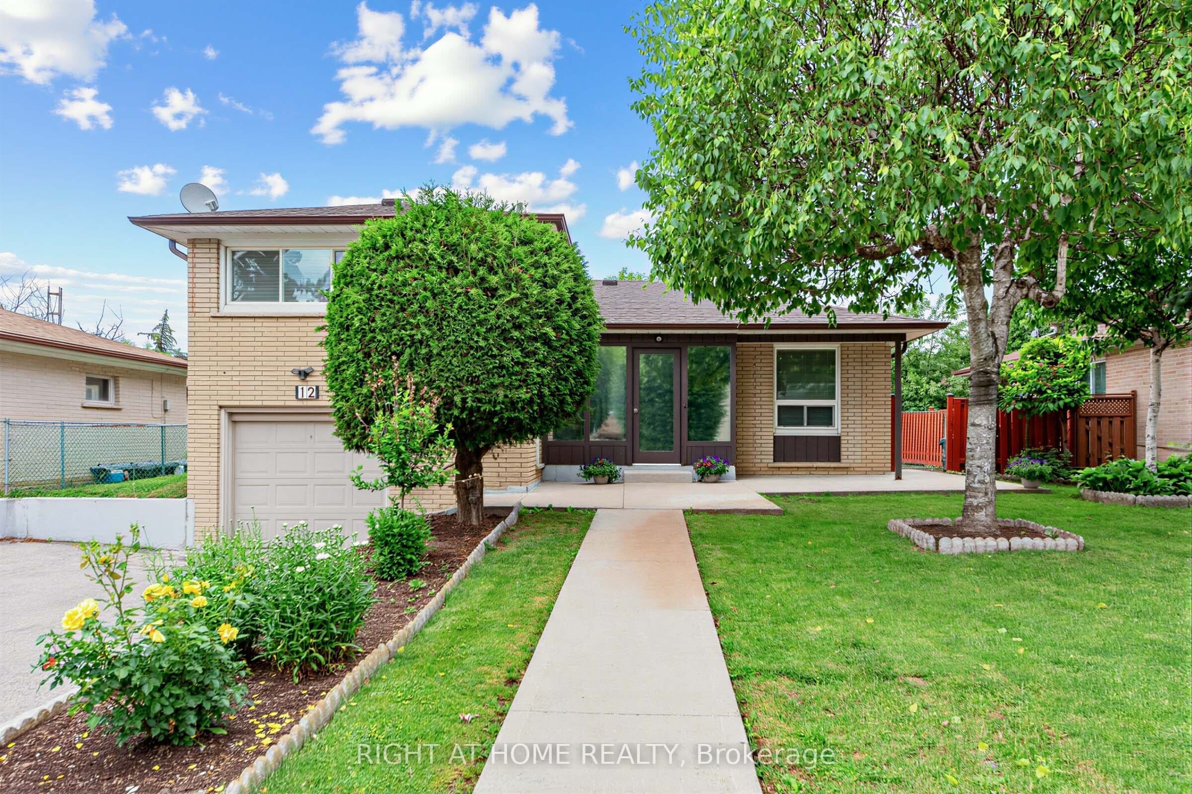 12 Candlewood Crescent, Toronto, ON M3J 1G8